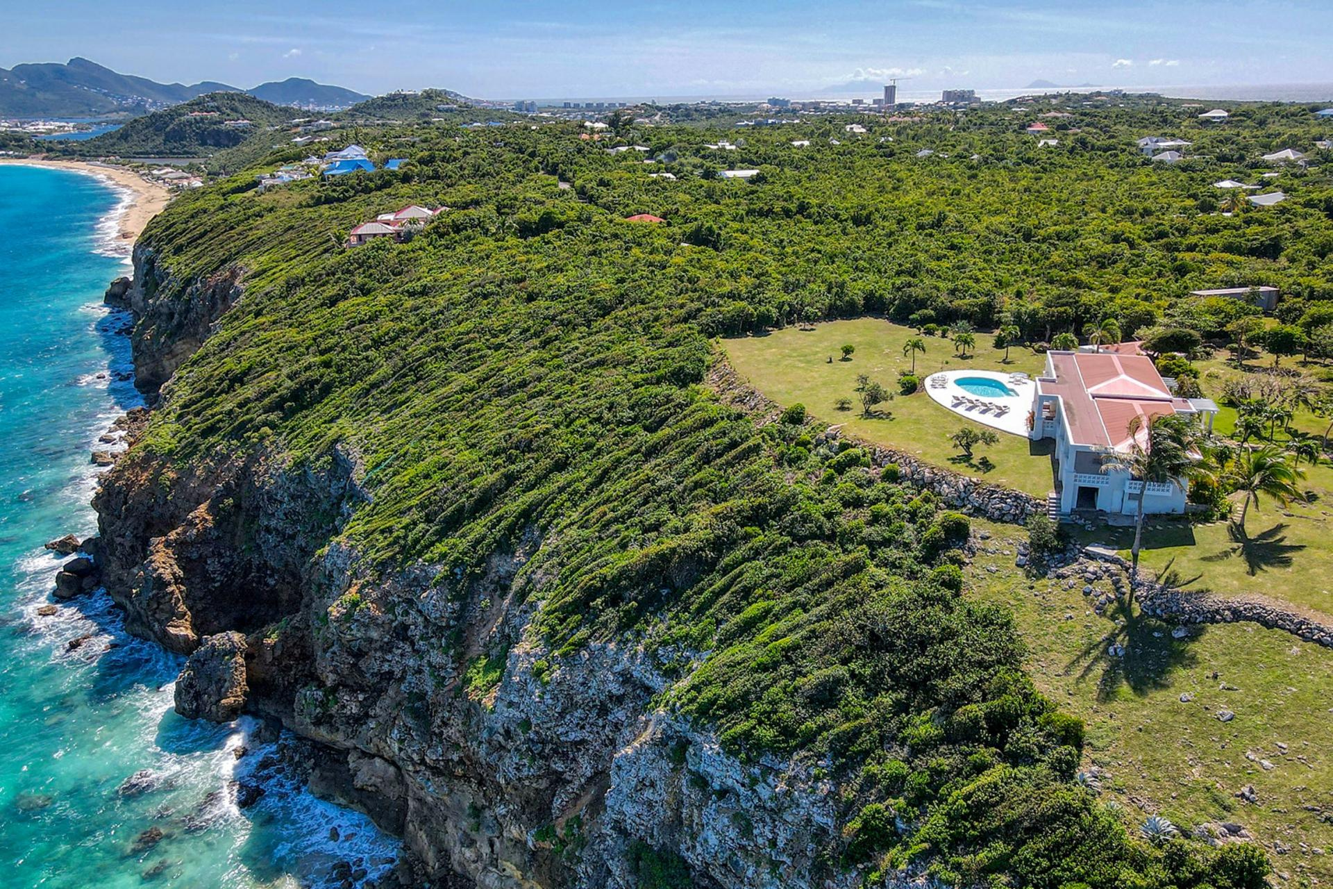 Pool villa St Martin - Drone
